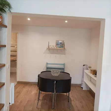 Latreilhe Apartment